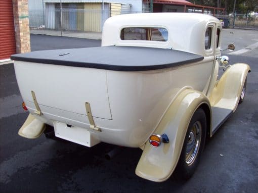 32 Ford Coupe Ute